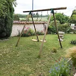 Familial Avec Jardin, Cheminee Et Equipements Bebe - Bellevigne, Charente - Fr-1-653-149 Feriehus *