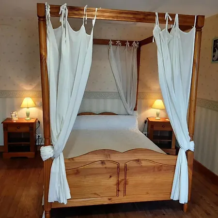 Сasa de vacaciones Familial Avec Jardin, Cheminée Et équipements Bébé – Bellevigne, Charente - Fr-1-653-149 *