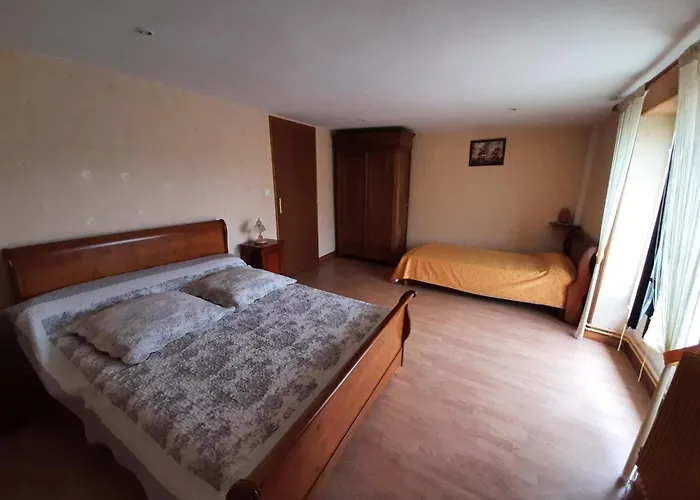 Familial Avec Jardin, Cheminee Et Equipements Bebe - Bellevigne, Charente - Fr-1-653-149 度假居 Viville